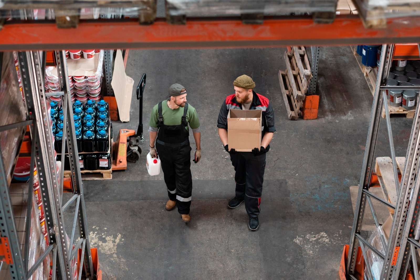 people-working-together-warehouse